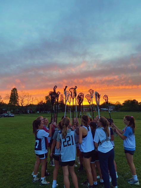 Preppy Lacrosse, Invisible Sister, Pink Brunette, Lax Girls, Background Sunset, Lacrosse Goals, Paris Berelc, Editor Video, Girls Lacrosse