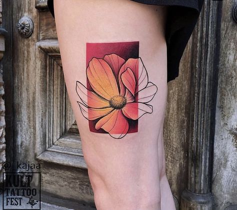 Tattoo Designs Floral, Tattoo Designs Sleeve, Animal Tattoo Designs, Sleeve Tattoo Designs, Colour Tattoo For Women, Poland Krakow, Glyph Tattoo, Full Tattoo, Red Ink Tattoos