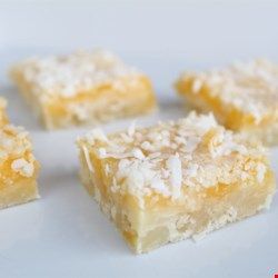 Coconut Squares Recipe, Lemon Coconut Bars, Coconut Squares, Lime Bars, Lemon Squares, Square Recipes, Lemon Coconut, Coconut Cookies, Gluten Free Sweets