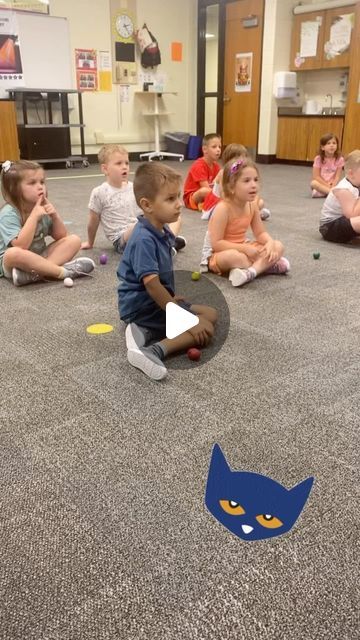 Kim Mason on Instagram: "Kindergarteners are learning instrument expectations by reading a Pete the Cat book! Watch how they all know to put their egg shaker on the ground when the music stops ♥️🎶#musiceducation #kindergarten #musiceducationmatters" Circle Songs, Cat Song, Egg Shakers, Cat Book, Pete The Cat, Cat Books, Music Education, On The Ground, Kindergarten