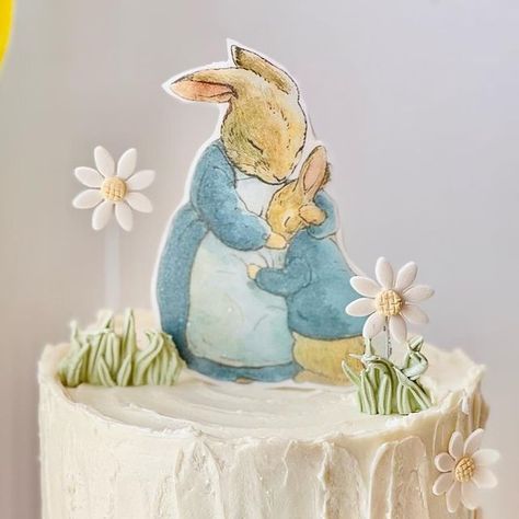 Peter Rabbit Theme Party, Rabbit Halloween, Peter Rabbit Cake, Rockabilly Art, Peter Rabbit And Friends, Rabbit Cake, Cookie Connection, Vintage Rabbit, Rabbit Baby