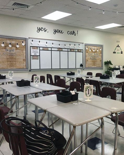 Classroom Goals, Classroom Decor High School, Classroom Makeover, Modern Classroom, Elementary Classroom Decor, Amazon Must Haves, History Classroom, High School Classroom, English Classroom