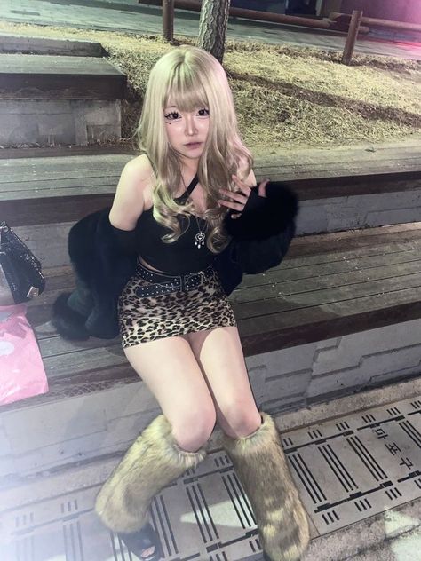 Gyaru Fashion, So Pretty, On Tumblr, Leopard Print, Fashion Inspo, Tumblr, Boots, Hair