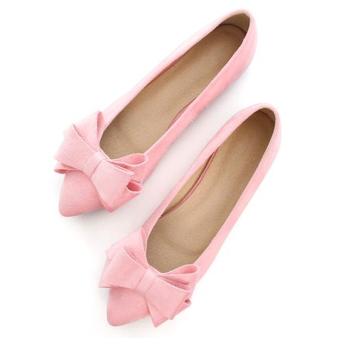 Suede Dress Shoes, Pink Ballet Flats, Pink Clothes, Ballerina Style, Chic Flats, Casual Dating, Pink Flats, Pointy Toe Flats, Office Shoes