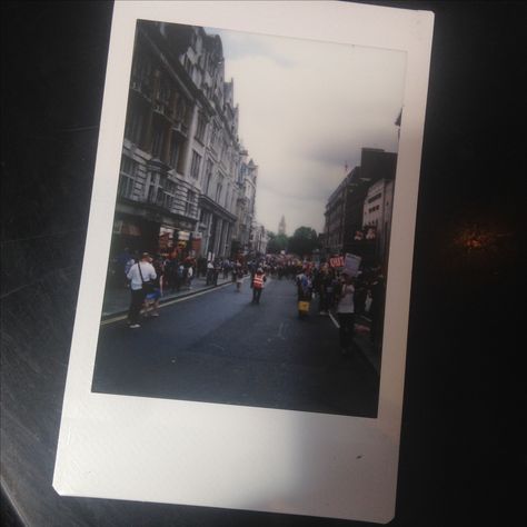 Times Square, London, Travel