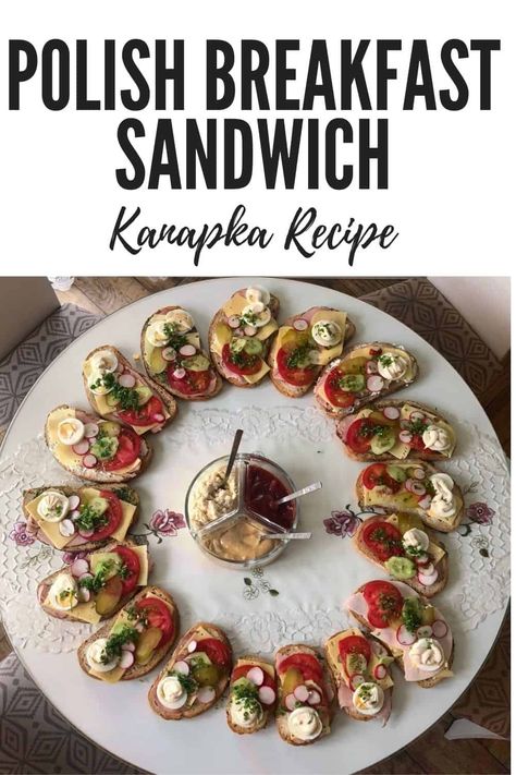 Polish Breakfast, Sandwich Sides, Breakfast Sandwich Recipes, Open Faced Sandwich, Breakfast Lovers, Cook Smarts, Nut Recipes, Sandwich Recipe, Polish Recipes