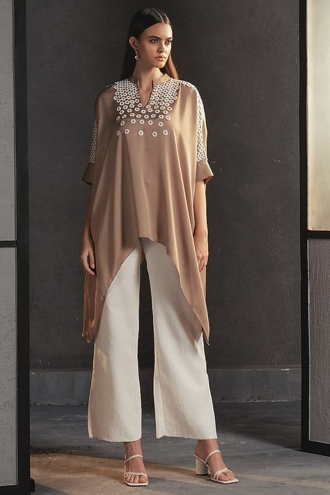 Beige Printed & Hand Embellished Kaftan Tunic Design by Namrata Joshipura at Pernia's Pop Up Shop 2024 Indo Western Outfits For Women, Satin Embroidery, Kaftan Tunic, Kaftan Designs, Tunic Designs, Kaftan Style, Dress Design Patterns, New Address, Designer Dresses Casual