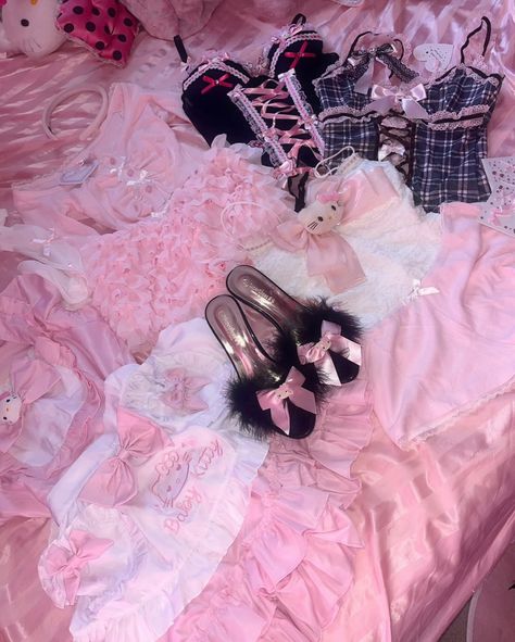 Girls when they say “ I have nothing to wear “ 🥺💗 Last day to get free hello kitty bag + free shipping on orders $50+! 💗 I Have Nothing To Wear, Girls When, Hello Kitty Bag, I Have Nothing, Free Bag, Last Day, Hello Kitty, Kitty, Free Shipping