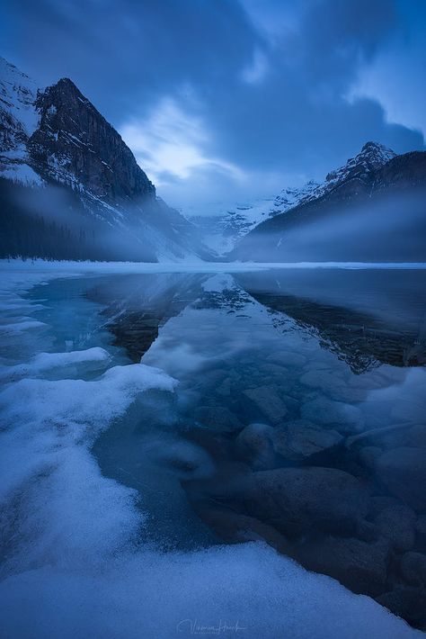 Ice Aesthetic, Aesthetic Mountains, Mountain Aesthetic, Mountains Aesthetic, Colorful Life, Happy Travels, Winter Wonder, Winter Aesthetic, Life Photo