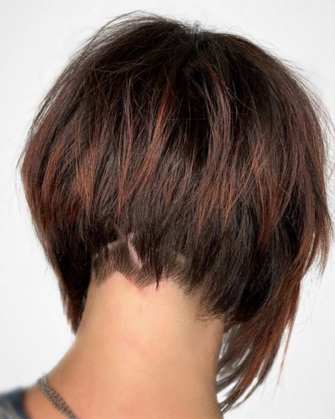 Short Bob With Undercut, Concave Bob Hairstyles, Bob Haircut Back View, Undercut Bob Haircut, Inverted Bob Short, Concave Bob, Choppy Bob Hairstyles For Fine Hair, Bob Ideas, Inverted Bob Haircuts