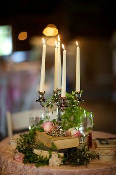 Book Wedding Centerpieces, Nails 2020 Trends Summer, Vintage Centerpiece, Nails 2020 Trends, Vintage Wedding Centerpieces, Book Centerpieces, Candelabra Centerpiece, Vintage Centerpieces, Rustic Barn Wedding