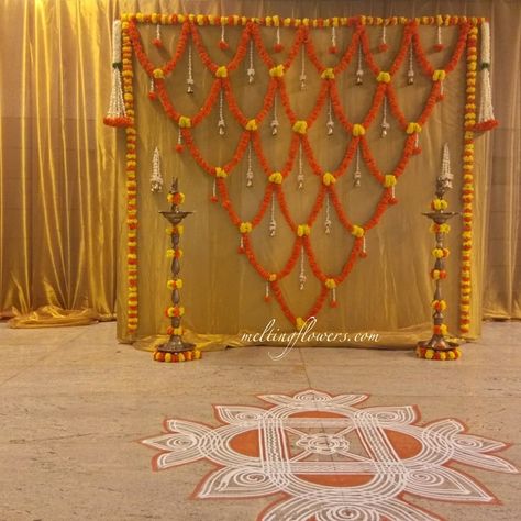 traditional flower backdrop decor Indian Baby Shower Decorations, Leaf Decor Wedding, Indian Wedding Stage, Simple Stage Decorations, Decor Backdrop, Ganpati Decoration At Home, Wedding Halls, Ganapati Decoration, Diwali Decorations At Home