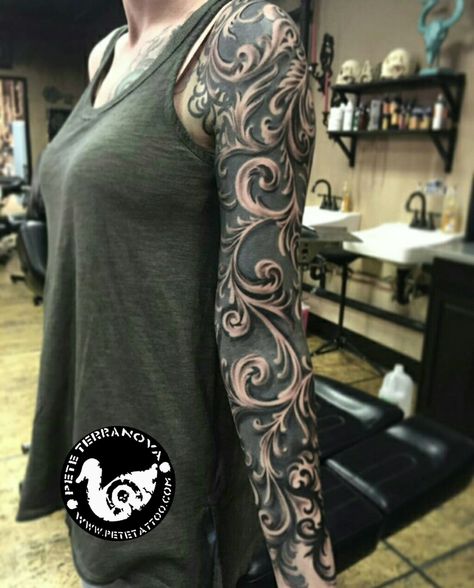 Custom black and gray filigree sleeve tattoo Bodysuit Tattoos, Tattoo Sleeve Filler, Hyper Realistic Tattoo, Filigree Tattoo, Tattoo Filler, Tattoo Background, Kunst Tattoos, Blackout Tattoo, Geniale Tattoos