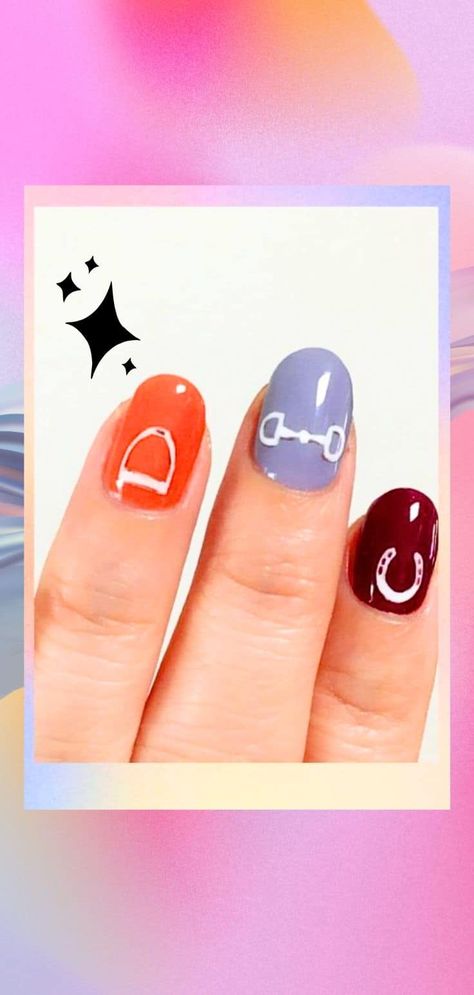 *2024*20 horseshoe & cowboy nail designs & more!*Aesthetic* Horse Inspired Nails, Kentucky Derby Nails Art, Kentucky Derby Nails, Horse Nails Designs, Equestrian Nails, Nails Horse, Marathon Nails, Horse Nail Art, Horseshoe Nail Art