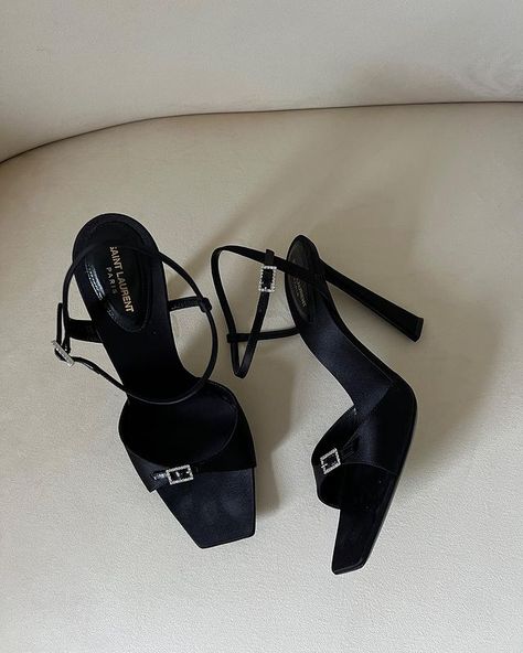 Gergana Ivanova (@gerganavivanova) • Instagram photos and videos Fancy Shoes For Women, Fancy Black Heels, Black Stilletos, Glamour Heels, Gergana Ivanova, Aesthetic Heels, Saint Laurent Heels, Pretty Heels, Fashion Shoes Heels