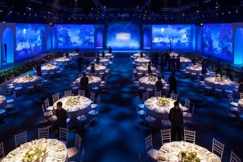 Stage Lighting Design, Gala Decorations, Interactive Art Installation, Corporate Dinner, Corporate Event Design, Diner Decor, Dinner Show, Gala Ideas, Award Ideas