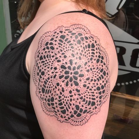 Doily Heart Tattoo, Hello Dollies, Doily Tattoo, Delightful Doily Hybrid, Upper Arm Tattoos, Tattoo Images, First Tattoo, Tattoo Stencils, Shoulder Tattoo