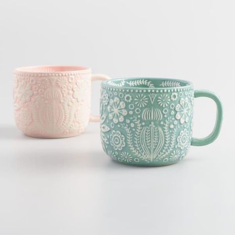 Pretty coffee mugs to go with the Atlas Coffee Subscription | Apartment Therapy Mug Noel, Coffee Mug To Go, Pretty Coffee, Smart Tiles, Flour Sack Tea Towels, Hiasan Bilik, Tassen Design, Cute Coffee Mugs, Icy Blue