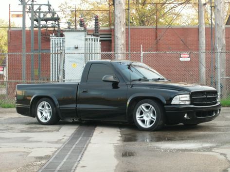 Black Dakota RT Dodge Dakota Rt, Ranger 4x4, New Dodge, Ram Truck, Dodge Dakota, Dodge Trucks, Ram Trucks, Car Ideas, Dodge Durango