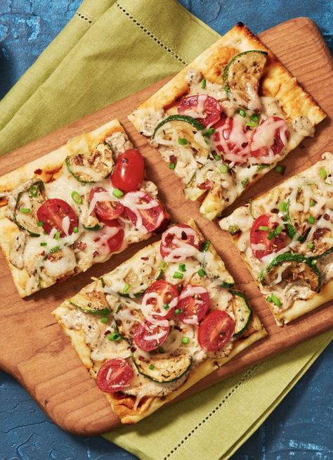 Hello Fresh Flatbread, Garlic Zucchini, Crispy Flatbread, Marinated Tomatoes, Fresh Meals, Hello Fresh Recipes, Fresh Recipes, Flat Bread, Healthy Recipies