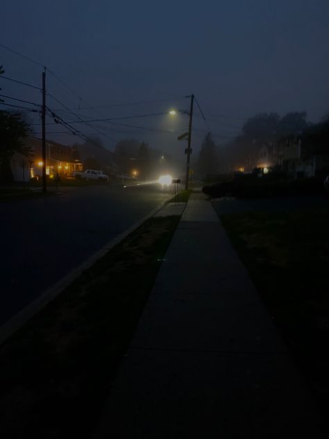 Ally Way Background, Dark Alley Aesthetic, Sidewalk Pictures, Dark Alleyway, Night Views, Dark Alley, Street Pictures, Vivid Dreams, Dark Pictures