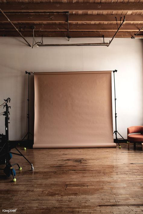 Empty vintage wooden studio room | premium image by rawpixel.com / Felix #photos #photography Interview Room, Diy Photo Studio, Studio Plan, Studio Photography Backdrop, Background Photo Studio, Background Fashion, Red Brick Walls, Home Studio Photography, Dark Grey Walls