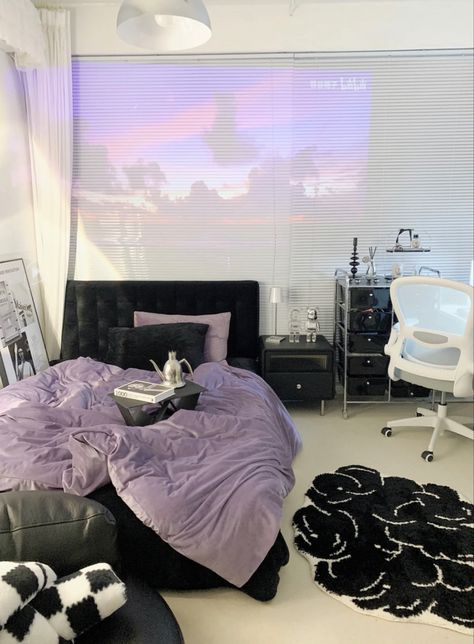 Room Inspiration Bedroom Black Furniture, Korean Bedroom Aesthetic Dark, Room Inspo Black Furniture, Black And Purple Room Ideas, Nct Bedroom, Room Placement Ideas Bedroom, Purple And Black Bedroom Ideas, Purple And Black Room, Purple And Black Bedroom