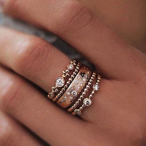 Rose Gold Stackable Rings, Piercing Septum, Leaf Engagement Ring, Sparkly Ring, White Gold Wedding Rings, Rhinestone Ring, Blue Sapphire Rings, Sapphire Engagement, Engagement Rings Sapphire