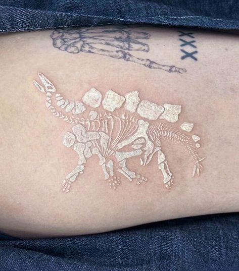 Dinosaurs have quite an amazing legacy. They walked on Earth between 245 and 66 million years ago, yet we still talk about them today! Dinosaur Tattoo, Funky Tattoos, Dinosaur Tattoos, White Ink Tattoo, Perfect Tattoo, 1 Tattoo, Dope Tattoos, Back Tattoos, Tattoo Design Drawings