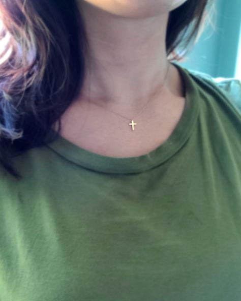 Small Gold Cross Pendant, Small Gold Cross Necklace, Jesus Accessories, Cross Necklace Womens, Cross Neckless, Gold Cross Necklace For Women, Simple Cross Necklace, Cross Pendant Necklace Woman, Cross Pendant Diamond