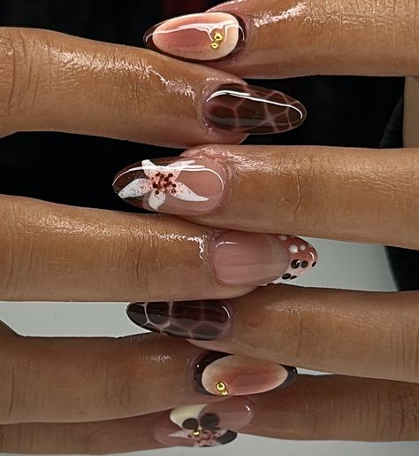 Libra seasonnnn 🤎🤎🤎🤎 - #gelx #gelnails #nailsofinstagram Gelx Inspo Nails Fall, Paul Frank Nails, Brown And Purple Nails, Almond Shaped Nails Designs Fall, Winter Nail Inspo 2024, Nails Inspo 2024, Nails 2024 Winter, Gel X Nails Ideas, Lacy Nails