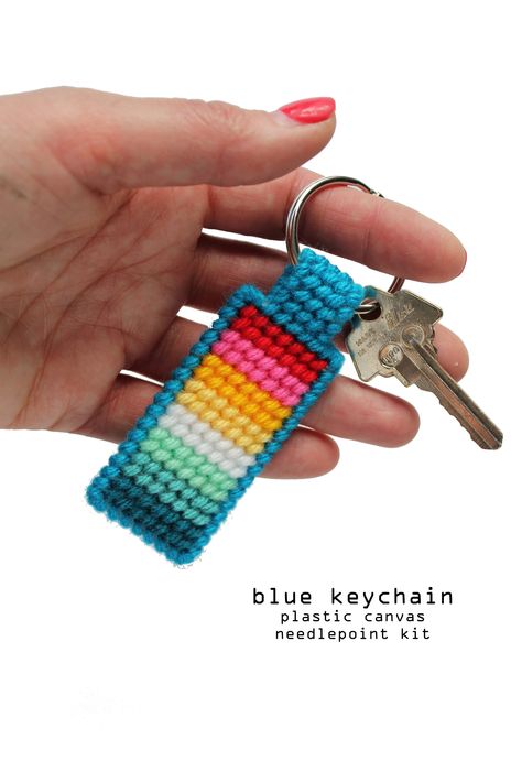 Keychain Pattern, Unicorn Printables, Blue Keychain, Plastic Board, School Craft, Stitch Pictures, Cross Stitch Pictures, Plastic Canvas Crafts, Crochet Keychain