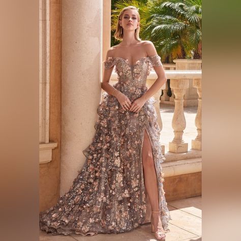 Look Like A Real-Life Princess In This Dreamy Off The Shoulder Floral Ball Gown! This Romantic Gown Was Designed With Your Whimsical Style In Mind And Will Help Your Entire Night Sparkle! The Off The Shoulder Deep V-Neckline Creates An Instantly Elegant And Glamorous Silhouette. For Added Structure And Support, The Bodice Is Boned So All You Have To Worry About Is Being The Center Of Attention. The Beautiful Layered Organza Tiered Skirt Will Make Sure Your Look Is As Impactful From The Back As I Gold Gowns Elegant Classy, Magical Dresses Fairytale, Fantasy Ball Gowns, Fantasy Dress Queens, Yule Ball Gowns, Floral Formal Gown, Gowns For Photoshoot, Floral Mermaid Dress, Layered Ball Gown