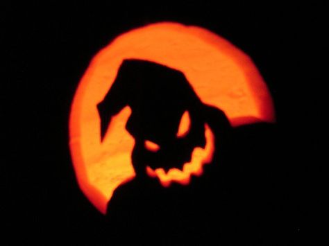 Oogie Boogie on Pumpkin from NCB wikisite Oogie Boogie Pumpkin, Nightmare Before Christmas Pumpkin, Nightmare Before Christmas Wallpaper, Halloween Pumpkin Carving Stencils, Halloween Wallpaper Iphone Backgrounds, Orange Icons:), Pumpkin Carving Designs, Pumpkin Carvings Stencils, The Boogeyman