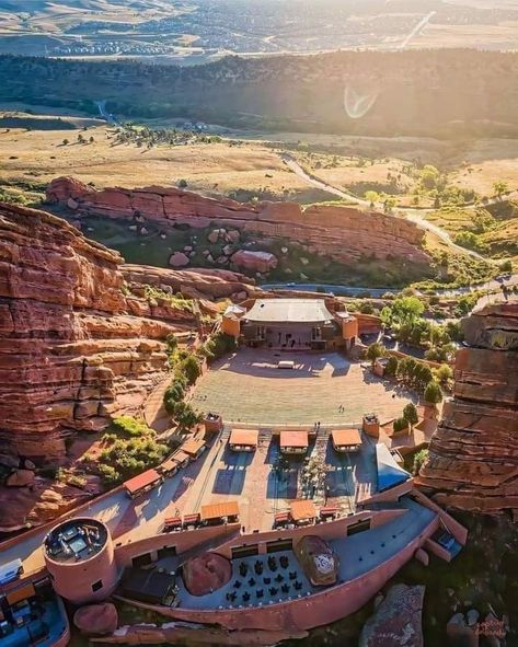 Red Rocks Colorado, Stadium Architecture, Colorado Living, Colorado Photography, Red Rock Amphitheatre, Dream Venue, Concert Venue, Colorado Homes, Red Rocks