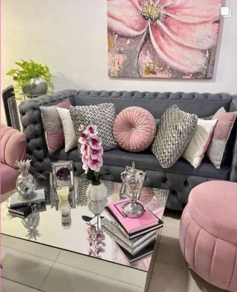 Boujee Aesthetic Room Decor Luxury, Modern Living Room Decor Grey, Pink And Grey Painting, Pink And Grey Living Room, Glass Living Room Table, Living Room Decor Grey Sofa, Living Room Ideas Contemporary, Room Ideas Contemporary, Living Room Decor Grey