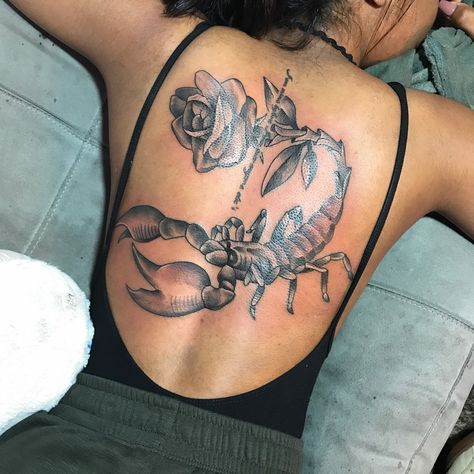 @AutenticAsh1105 Scorpio Tattoo, Snakebites, Scorpion Tattoo, Inspiration Tattoos, Tattoos Geometric, Back Tattoos For Guys, Dope Tattoos For Women, Stomach Tattoos, Stylist Tattoos