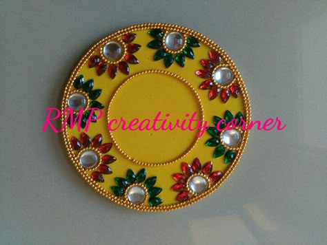 Tealight Candle Holders Lippan Art, Botal Painting, Engagement Plates, 2024 Diwali, Diy Tea Light Candle Holders, Quilling Candle Holder, Mdf Art, Diwali Ideas, Kundan Rangoli