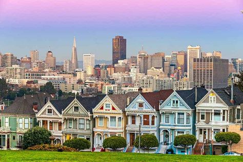 Drive LA to San Francisco in 5 days! San Francisco Itinerary, Charleston Historic District, Green Sand Beach, Colorful Places, Virgin Atlantic, Painted Ladies, San Francisco City, San Francisco Travel, Perfect Itinerary