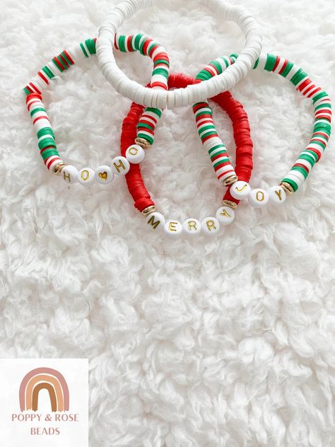 Christmas Jewelry Diy, Clay Bead Necklace, Beaded Braclets, Cute Friendship Bracelets, Homemade Bracelets, Preppy Bracelets, Clay Bead Bracelet, Bracelet Inspo, Preppy Jewelry