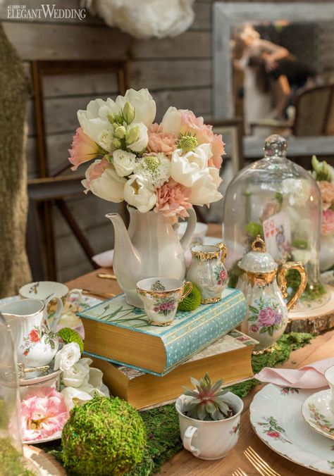 Alice In Wonderland Mad Hatter Tea Party, Alice In Wonderland Brunch, Alice In Wonderland Tablescape, Alice In Wonderland Picnic, Moss Centerpiece Wedding, Book Wedding Centerpieces, Tea Party Tablescape, Wonderland Wedding Theme, Vintage Tea Parties