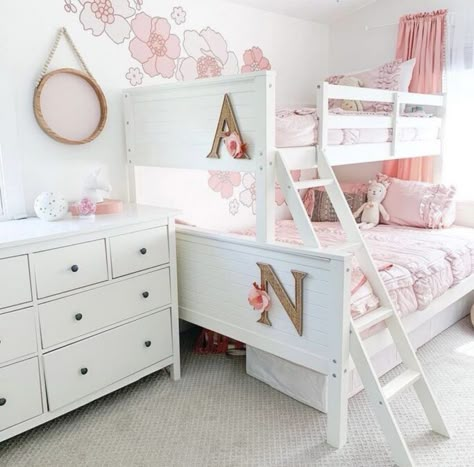 Sister Bedroom Ideas, Sisters Shared Room, Sisters Shared Bedroom, Sisters Bedroom Ideas, Bunk Bed Bedding, Room With Bunk Beds, Beddys Bedding, Sister Bedroom, Small Bedroom Inspiration