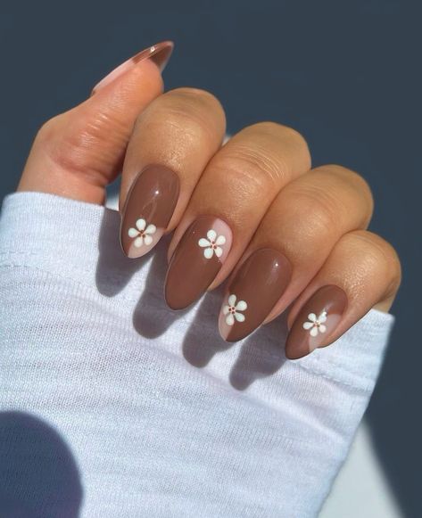 Brown Acrylic Nails, Kutek Disney, Colourful Nails, Brown Nails Design, Fall Gel Nails, Cute Nails For Fall, Nagel Tips, Smink Inspiration, Casual Nails