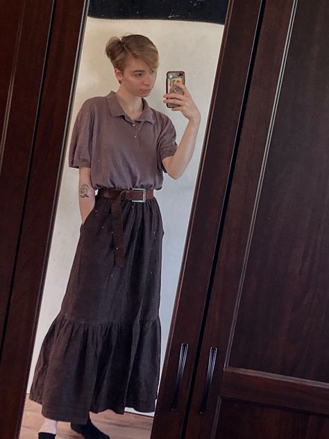 Gender Fluid Fall Outfits, Nonbinary Office Wear, Non Gender Outfits, Gender Neutral Skirt Outfits, Gender Ambiguous Outfits, Gender Neutral Fancy Outfit, Homecoming Outfits Nonbinary, Cottage Core Nonbinary Outfits, Enby Outfits Skirt