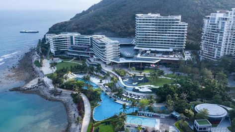 Gallery of JW Marriott Hotel Sanya Dadonghai Bay / W&R Group - 9 Resort Design Plan, Hotel Landscape, Online Architecture, Luxury Townhouse, Seaside Hotel, Resort Architecture, Height Difference, Hotel Plan, Country Hotel