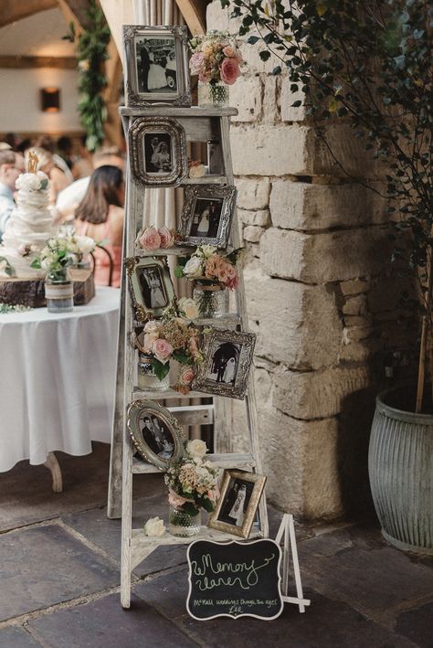 Ladder Wedding, Blush And Grey Wedding, Rustic Country Wedding Decorations, Old Ladder, Country Wedding Decorations, Vintage Wedding Theme, Whimsical Wonderland Weddings, Vintage Wedding Decorations, Shabby Chic Wedding