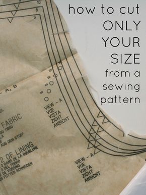 Create / Enjoy: Sewing Circle: How to cut out your size from a pattern and leave it intact Tips Menjahit, Sewing Circles, Sewing 101, Sew Ins, Beginner Sewing, Beginner Sewing Projects Easy, Techniques Couture, Leftover Fabric, Sewing Projects For Beginners