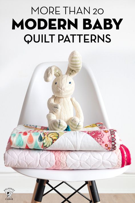 More than 20 modern, graphic and simple baby quilt patterns & free tutorials. Quilt Patterns Modern, Quilt Neutral, Modern Baby Quilt Patterns, Baby Quilt Size, Gingham Quilt, Polka Dot Chair, Modern Baby Quilt, Baby Quilt Pattern, Baby Quilt Patterns