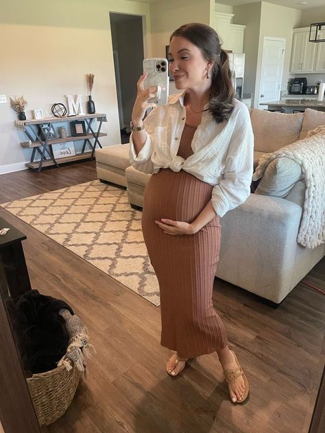 Maternity Capsule Wardrobe, Summer Pregnancy Outfits, Prego Outfits, Spring Maternity Outfits, Fall Maternity Outfits, Casual Maternity Outfits, Maternity Work Clothes, Maternity Clothes Summer, Trendy Maternity Outfits