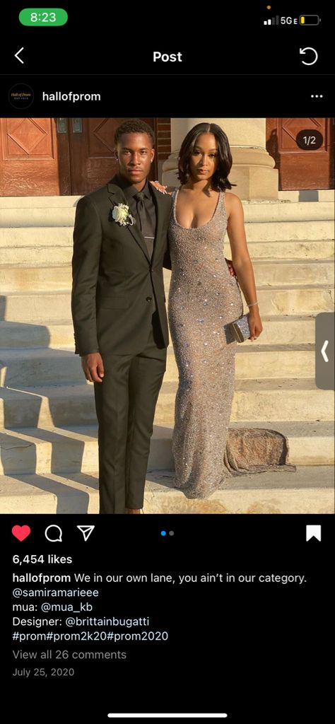 Matric Farewell Dresses, Farewell Dresses, Golden Dress, Prom Girl Dresses, Boujee Outfits, Simple Prom Dress, Prom Dress Inspiration, Prom Girl, Black Prom Dresses